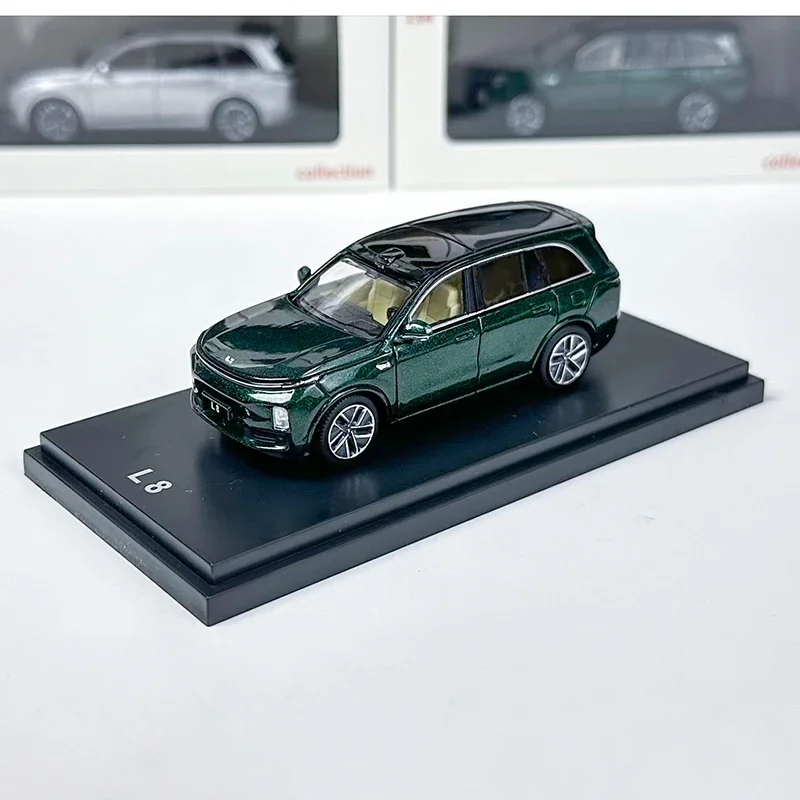 Car Model Diecast 1/64 Scale Li Auto L8 New Energy SUV Alloy Car Model Li Auto L8 Estate Vehicle Collection Ornaments