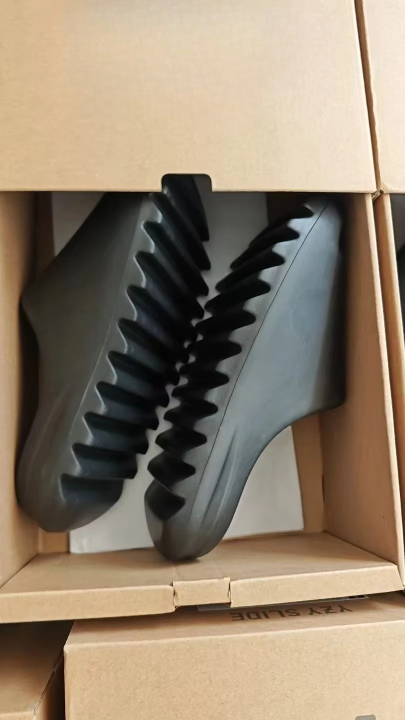 أحذية رجالية بالجملة من الشركة المصنعة ذات جودة عالية مع شباشب إيفا للرجال والنساء شباشب منزلقة سوداء