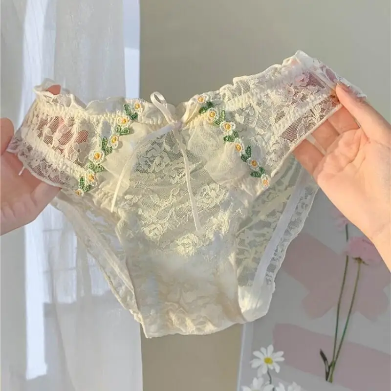 

Новинка 2025: Модные женские трусики-танга из кружева и хлопка с сетчатой вставкой, легкие, летние, в японском стиле, милые и сексуальные