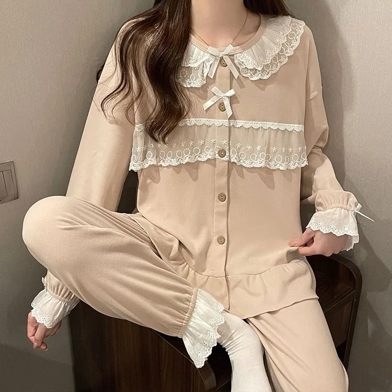 Autumn Women Pajamas Solid Color Simple Pyjamas Round Neck Lace Edge Nightdress Velvet Long Sleeve Sleepwear Warm Home Wear Set