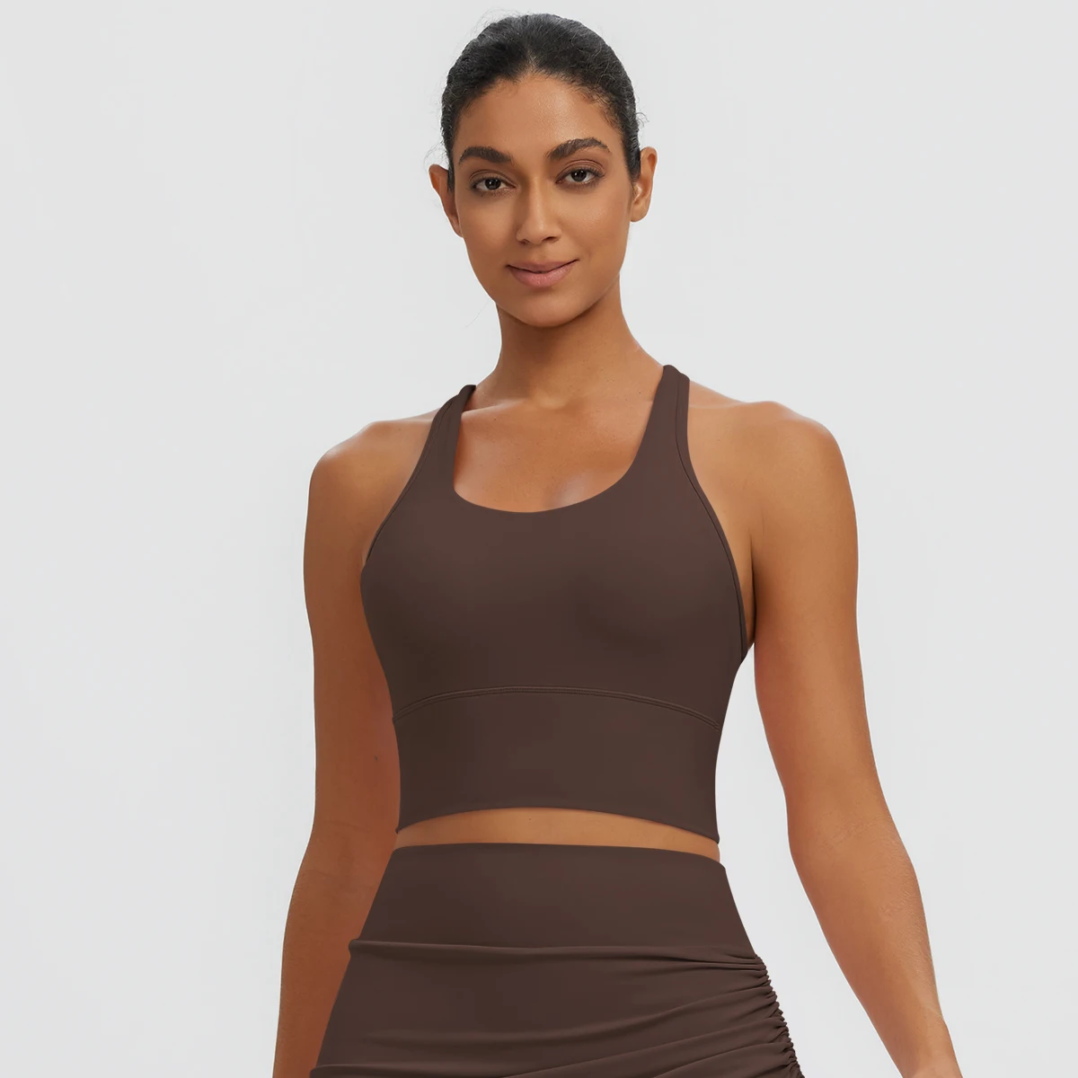 Schnell trocknendes, sexy Yoga-Top in I-Form, stoßdämpfendes Lauf-Yoga-Oberteil mit Brustpolster, einfarbiges Sommer-Fitness-Oberteil für das Training. – Detail 16