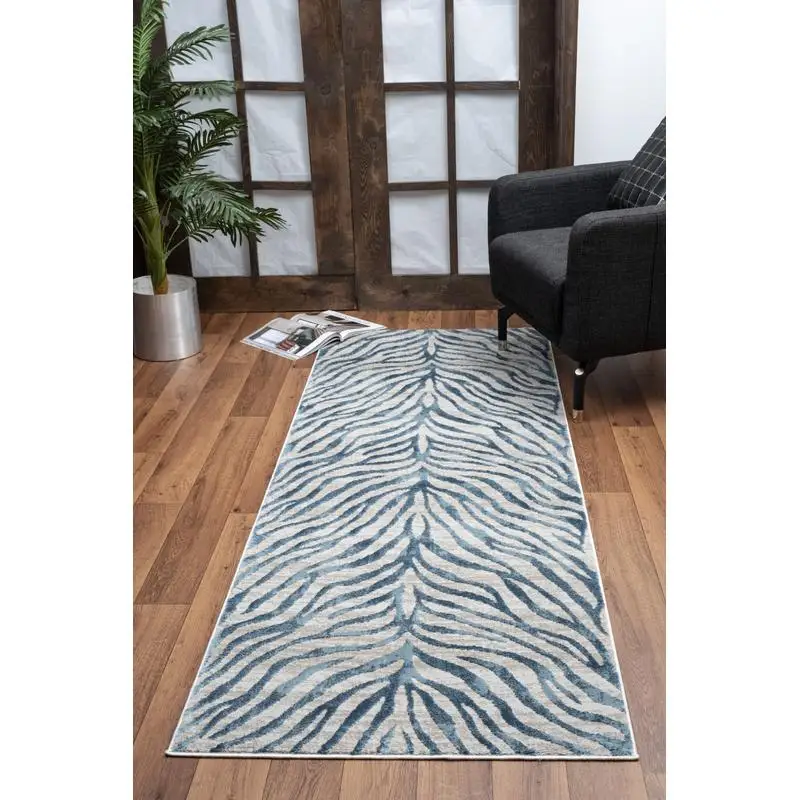 

CNC6006 Blue Area Rug 2 ft 7 in x 7 ft 3 in Elegant Design for Home Décor