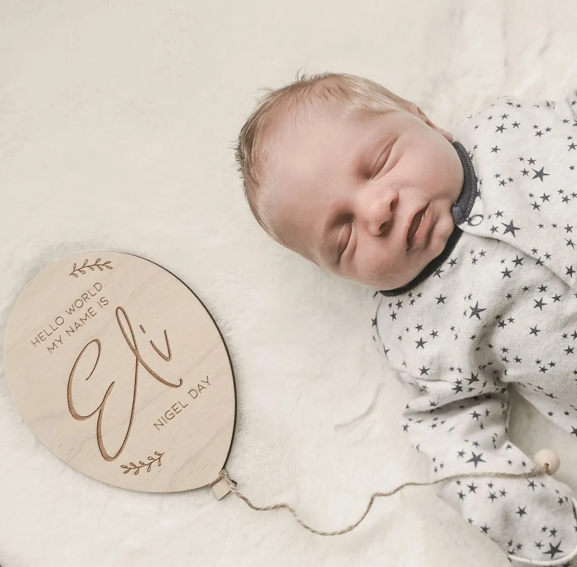 personalized Newborn Name Sign Plaque Balloon Disc Pregnancy Announcement Photography