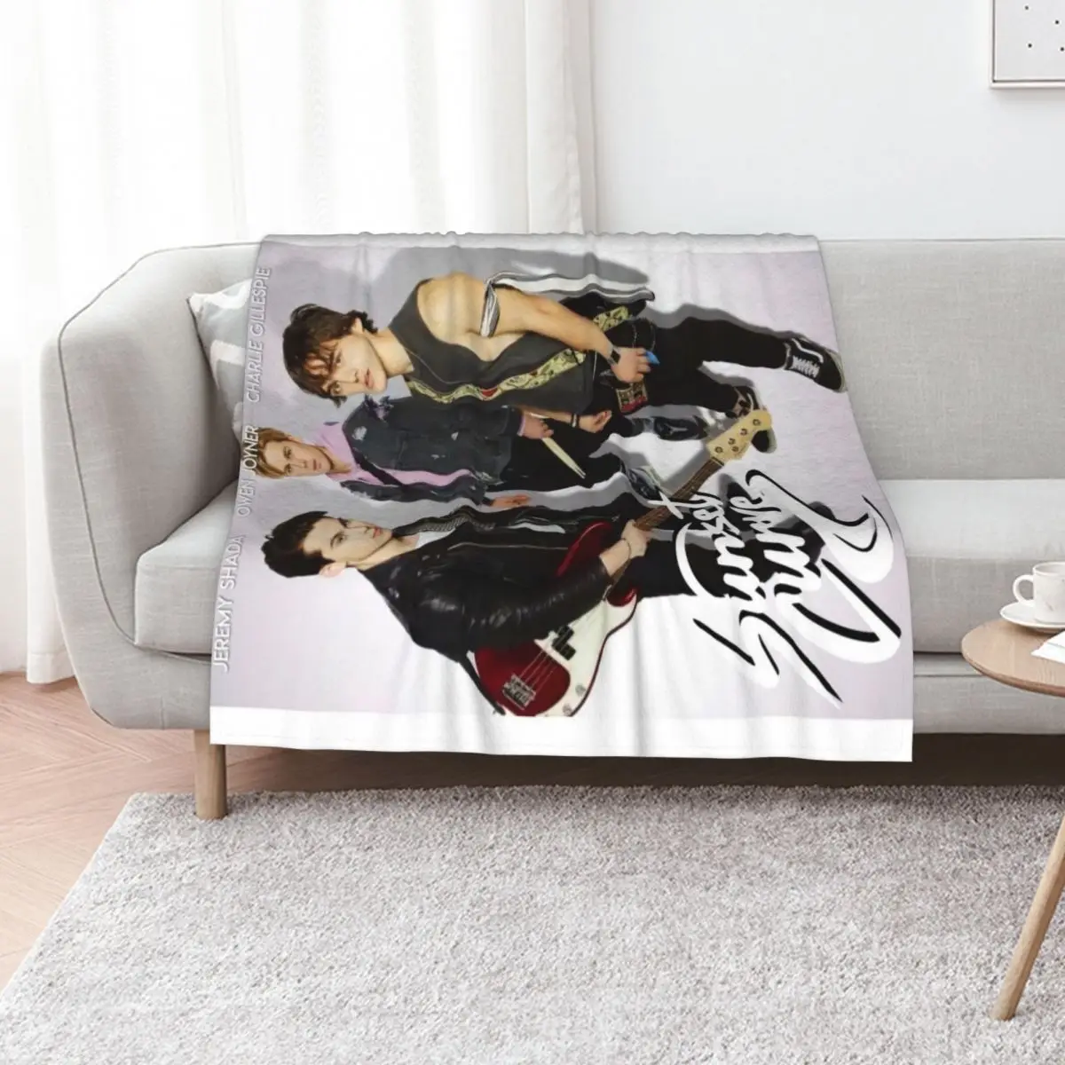 

Sunset Curve poster Throw Blanket Hair Blankets For Sofas Thermals For Travel blankets ands Blankets