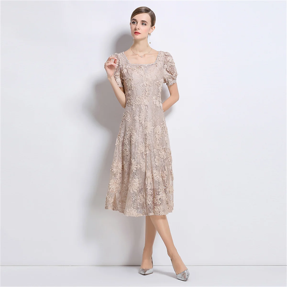 

Vintage Solid Flower Embroidery Slim Fit Lace Dress Women Elegant Beaded Square Neck Hollow out Temperament Midi Dress