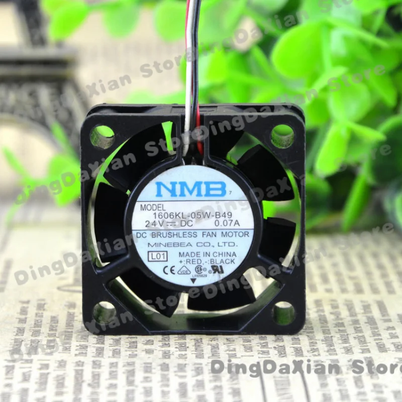 

Вентилятор-конвертер D For NMB-MAT 1606KL-05W-B49 24В 0.07А 4СМ 3-контактный 40*40*15ММ