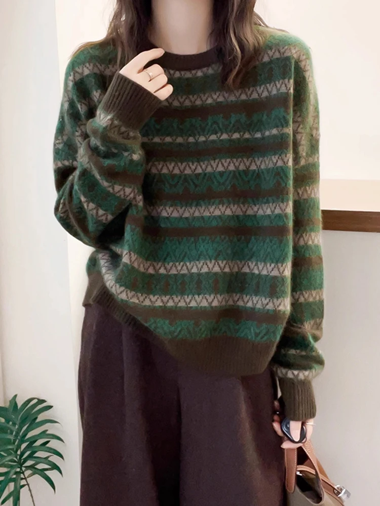

Retro Lazy Sle Color Blo Striped Woolen Knitted Sweater Comfortable Long Sve Sweater for Autumn And Winter Slimming Top