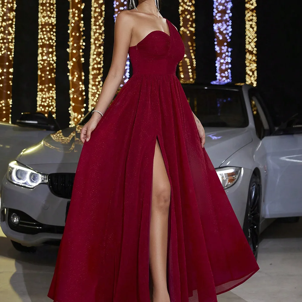 2025 herfst en winter nieuwe mode elegante jurk één schouder slanke geplooide feestbanket verjaardagsjurk avondfeestjurk