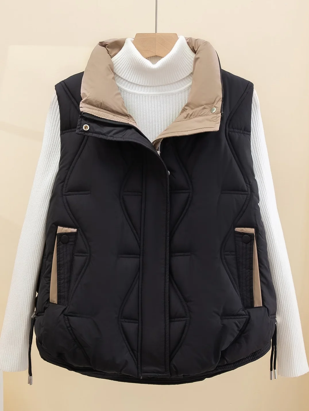 Faionable Gilet en duvet pour femme Automne Hiver Nouveauté Vêtements d'extérieur Sli Coton matelassé Jaet Zipper Design Thiened Polye...