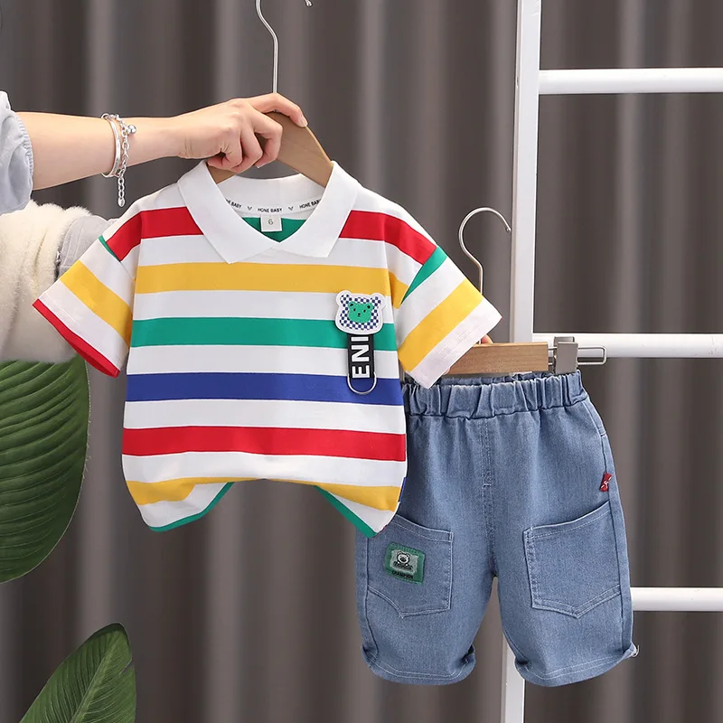 

Летние комплекты одежды для маленьких девочек и мальчиков, детская футболка в полоску с принтом + джинсовые шорты, костюм из 2 предметов, модная детская одежда для детей 1-5 лет