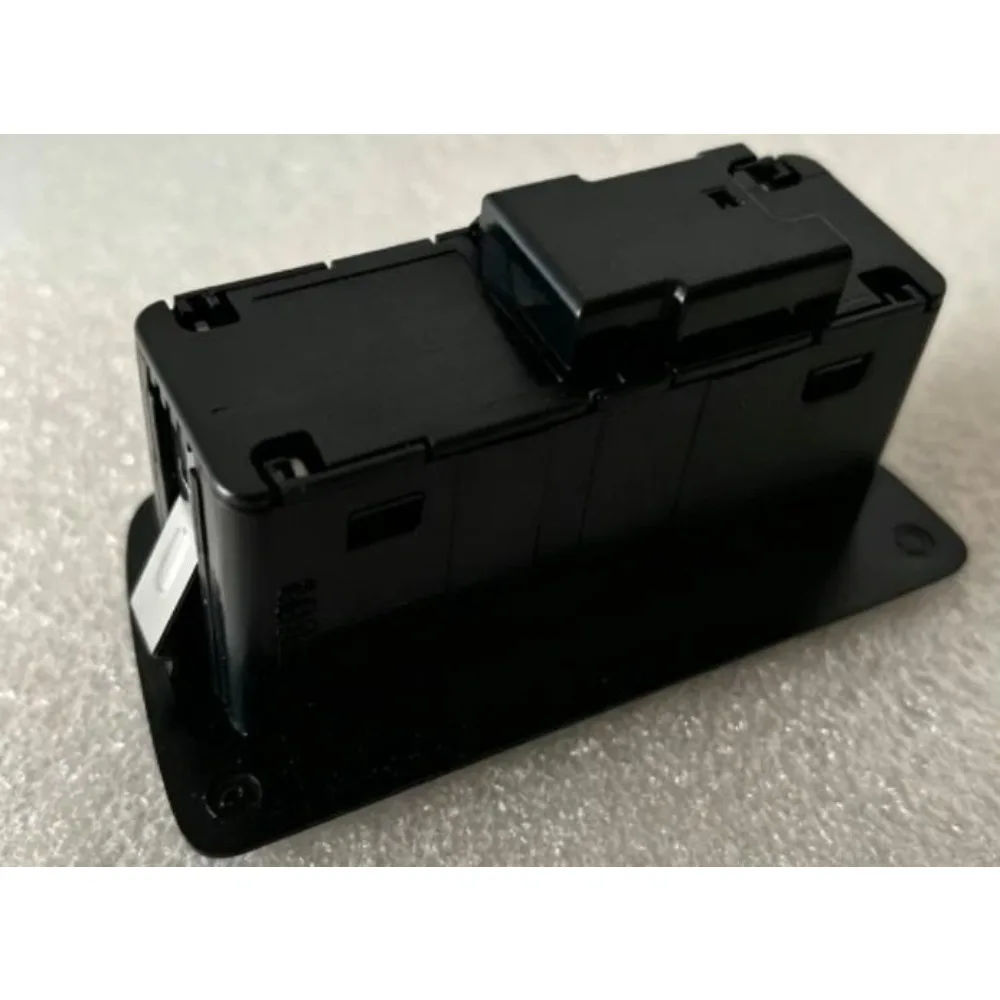 61319275121 for BMW 2 3 5 7 Series X3 X1 X4 X5 X6 Car Trunk Lid Release Switch Rear Tailgate Luggage Door Control Button Genuine