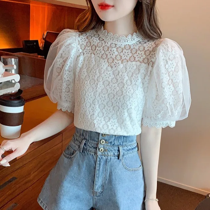 패셔너블 레이스 버블 슬리브 탑 여성 여름 신상 슬림 엘레 스윗 젊은 감각적인 개성있는 작은 사이즈 트렌디 한국 버전