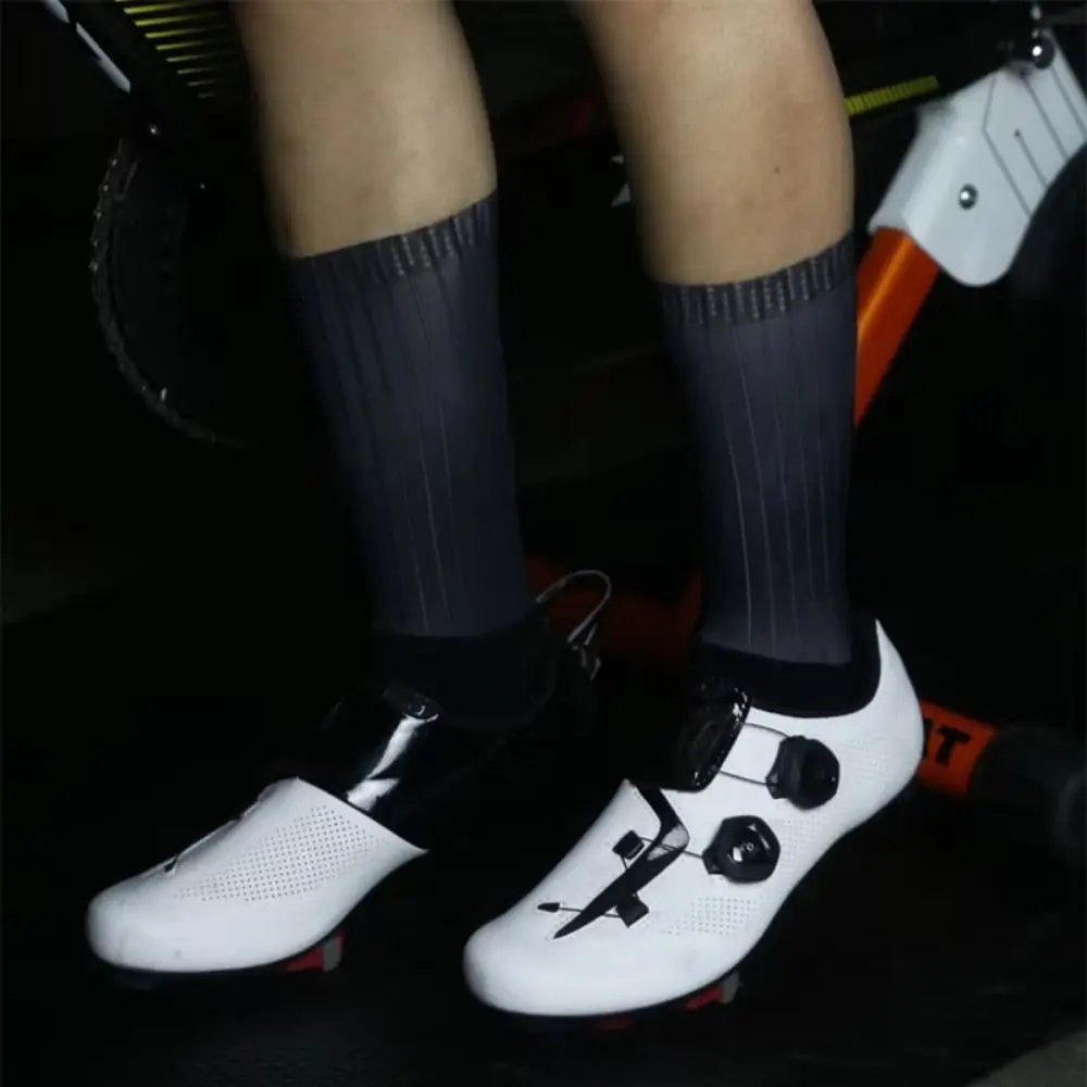 

Sweat-Absorbent Anti-Slip Sports Socks Deodorant Breathable Men's Badminton Socks Professional Low Towel Bottom Socks