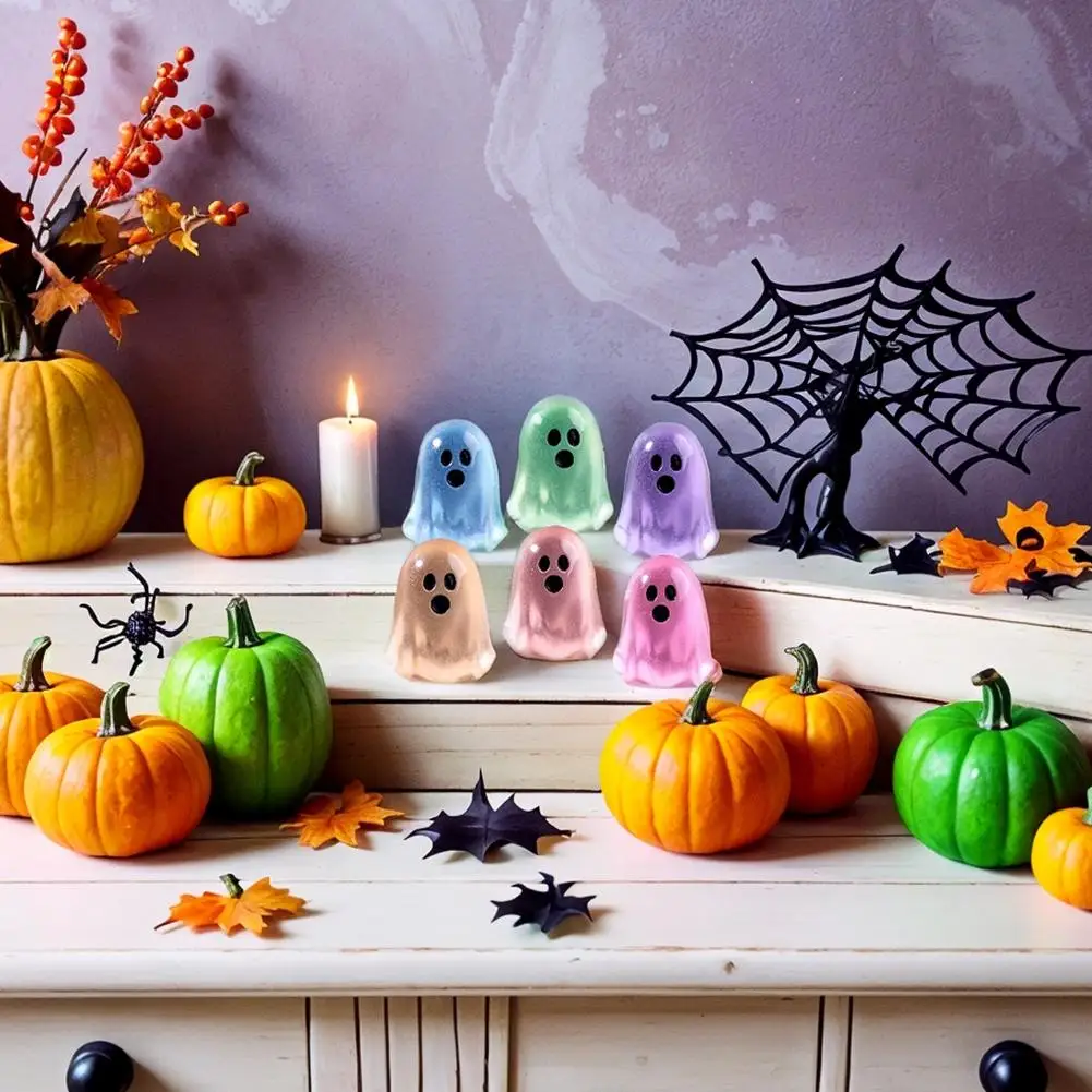Fantasma luminoso Piccolo ornamento Mini micro paesaggio Miniature Decorazione di Halloween Regali Luce notturna Fantasma Piccolo ornamento