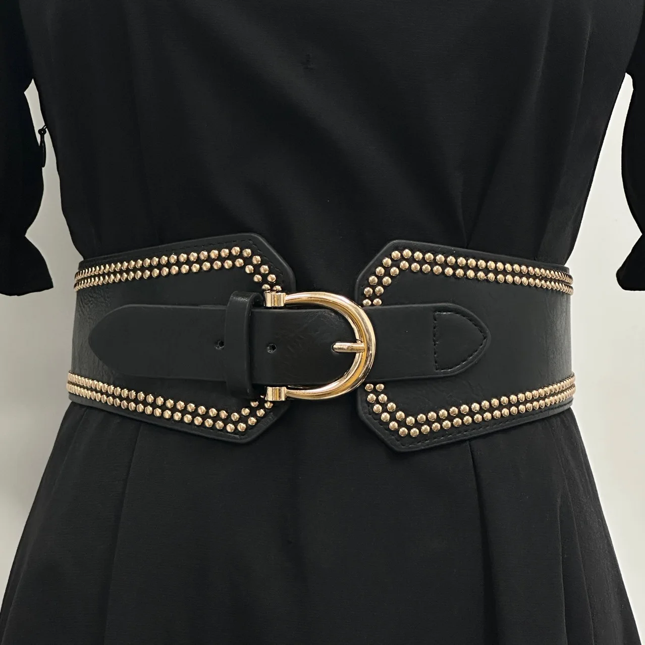 

2026 Fashion Ladies Rivet Elastic Pin Buckle Corset Wide Waist Sealed Skirt Coat Suit Belts for Women Luxury Designer Brand