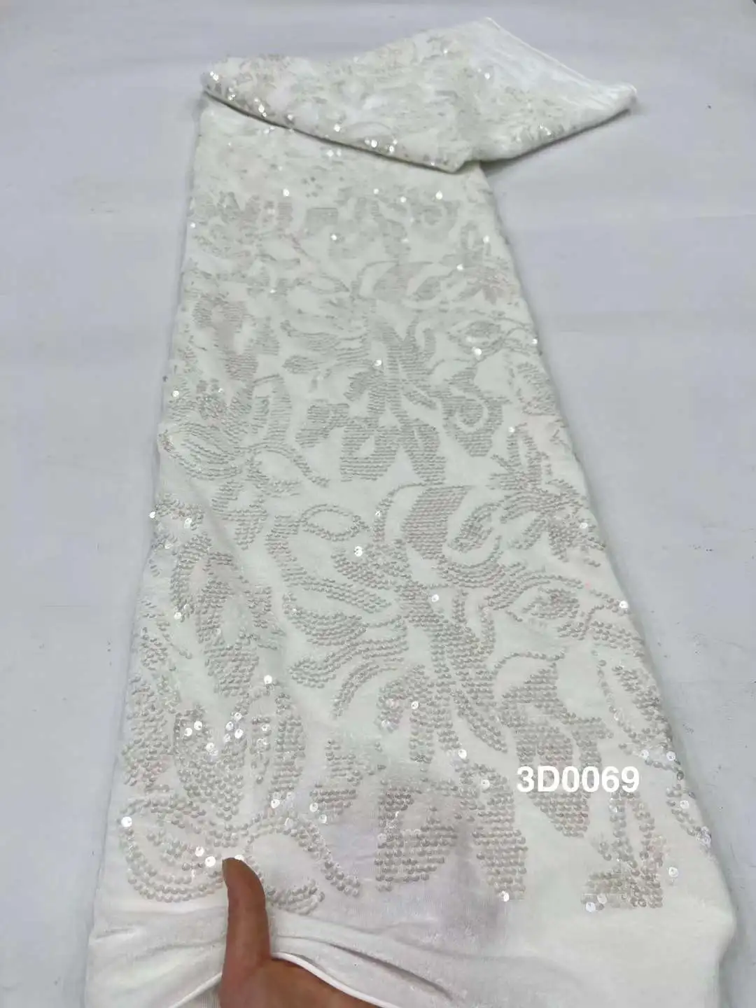 

Fashion French Tulle Lace Fabric High Quality Nigerian Women Wedding Dress Luxury Sequins Embroidery African Lace Fabric SF