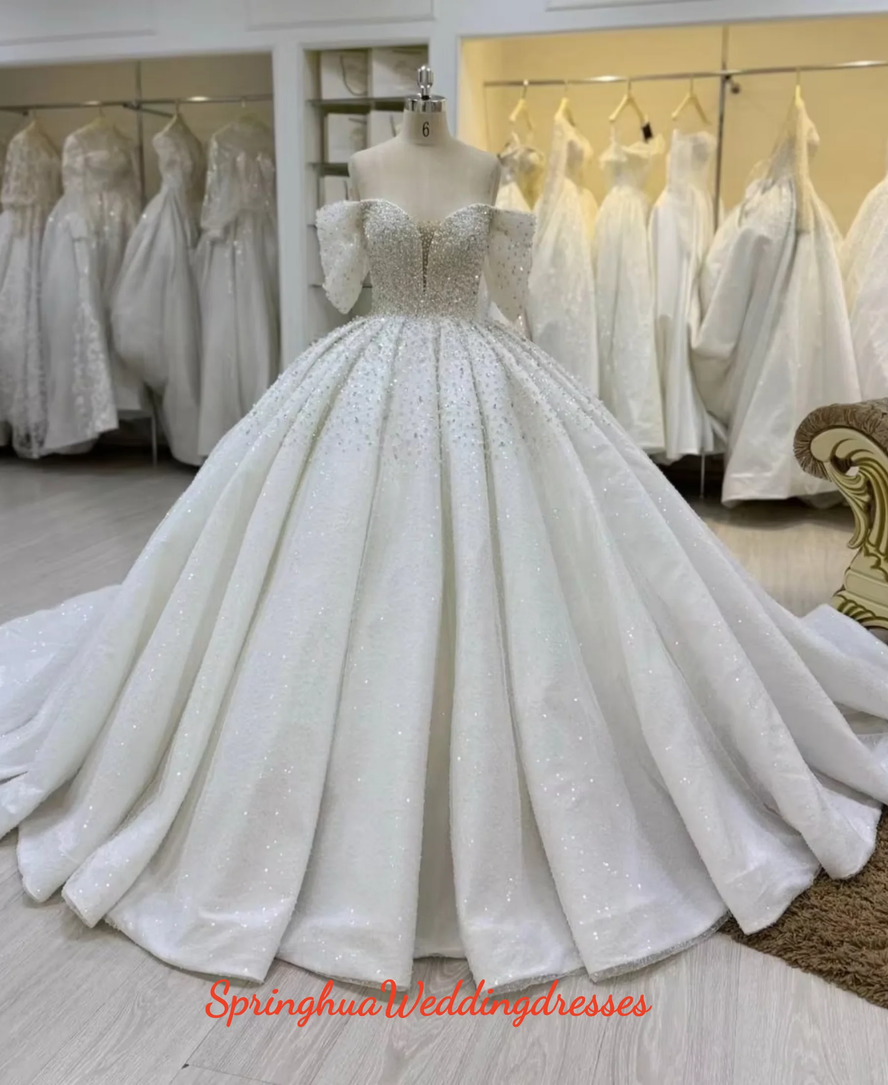 Customzied Luxury Crystal Beaded Wedding Dress Sweetheart Princess Ball Gown Bridal Gown Sparkling Pearl Vestido de Novia