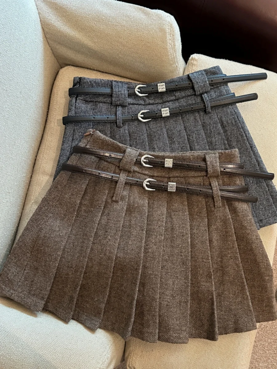 

French Fashion High Waist Mini Pleated Skirt Women 2024 New Autumn Winter Retro Brown Corduroy Versatile Short Skirt