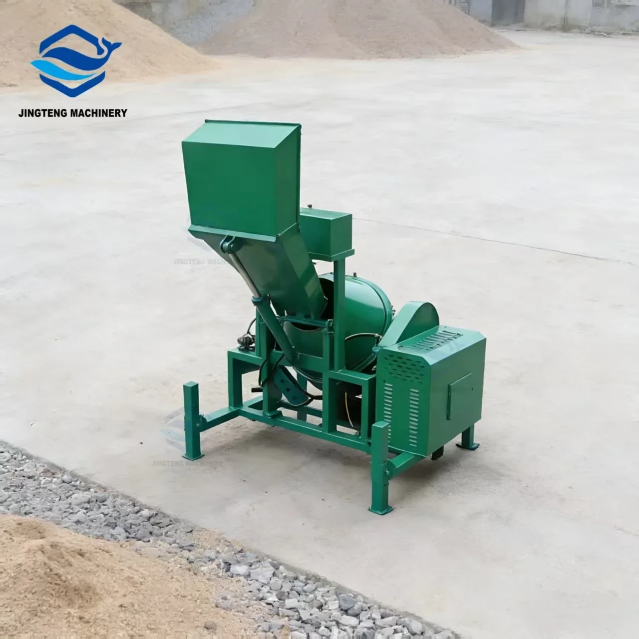 

500L Portable Diesel Concrete Mixer High Load Moment Construction Equipment Self Loading Cement Mixer