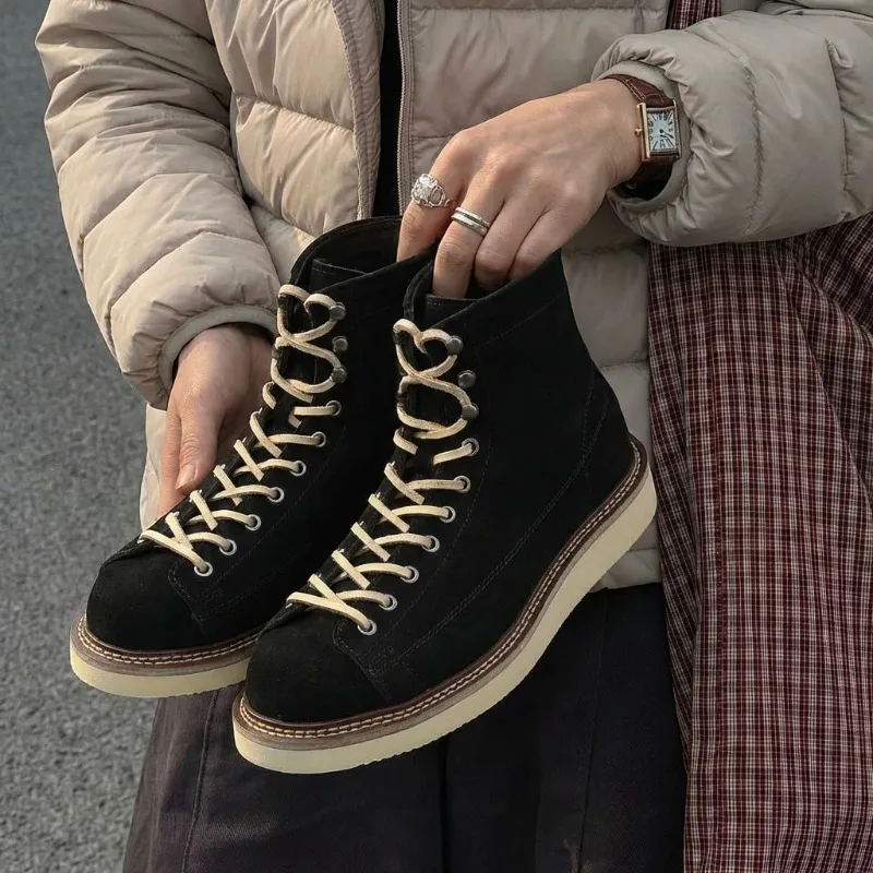 Handcrafted Luxury Men Work Shoes Vintage Cow Leather Wear-Resistant Outdoor Hiking Desert Boots Lace-Up Ankle Motorcycle Boots
