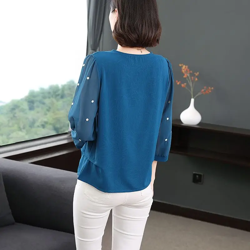 Middle Aged Mother Fashionable Temperament V-neck Ribbon Embroidered Seven Quarter Sleeve Chiffon Shirt Top for Women