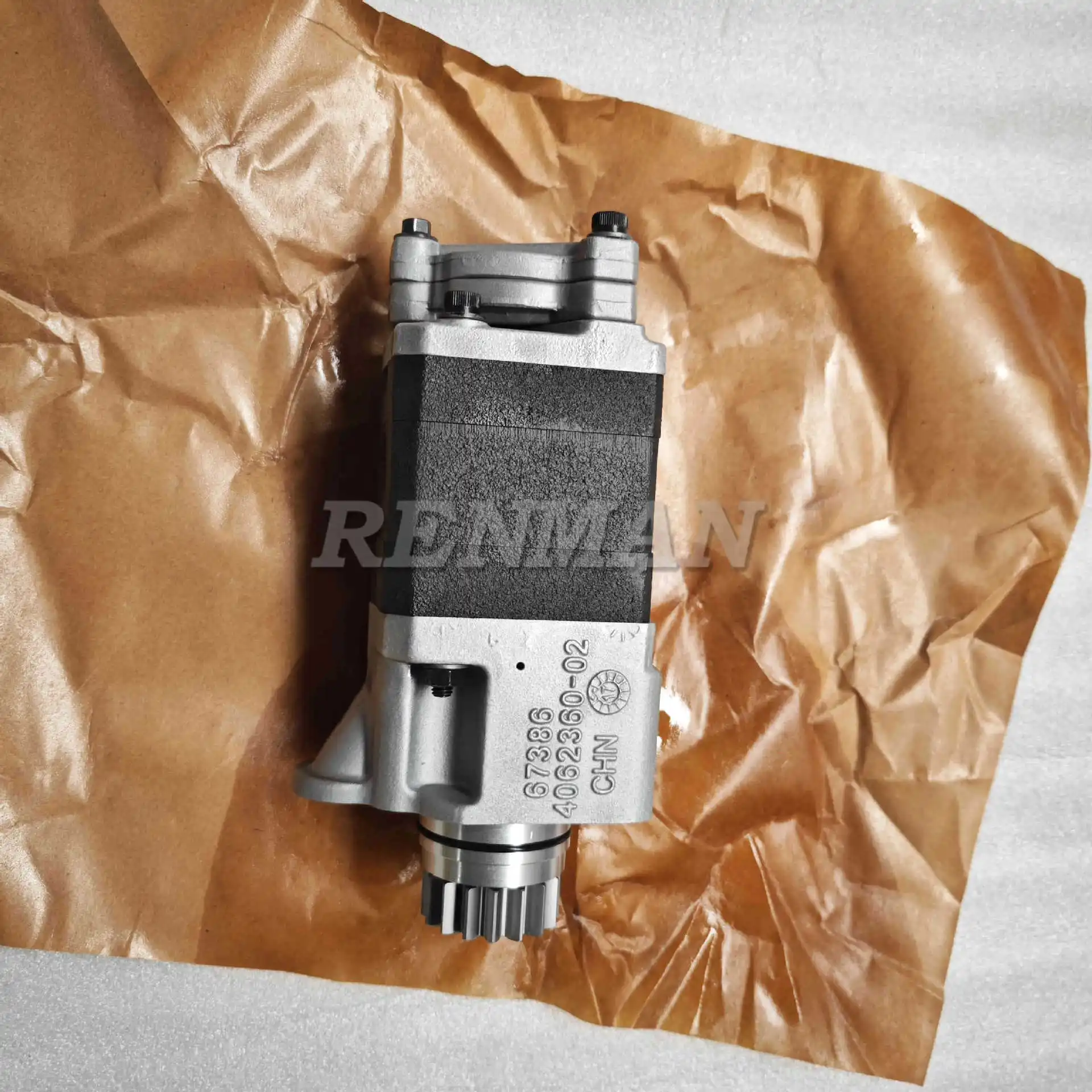 

Applicable to Cummins construction machinery QSX15 engine fuel gear pump 4089431 gear pump 4088848
