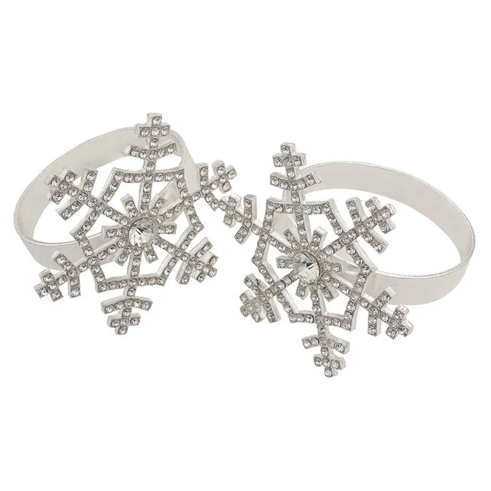 4Pcs Festive Napkin Rings Christmas Snowflake Pattern Elegant Serviette Buckles for Prom Banquet Party Decoration