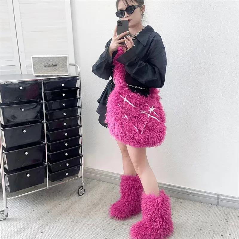 Designer Y2K Punk Chunky Plus Size Long Platform Furry Snow Boots And Tote Bag Set Knee High Fluffy Fur Boots For Women Ladies