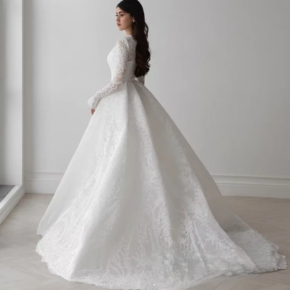 レースのウェディングドレスカスタマイズされた長袖ボタン花嫁ドレスクラシック高級ブライダルドレスフロアレングス Vestidos De Novia