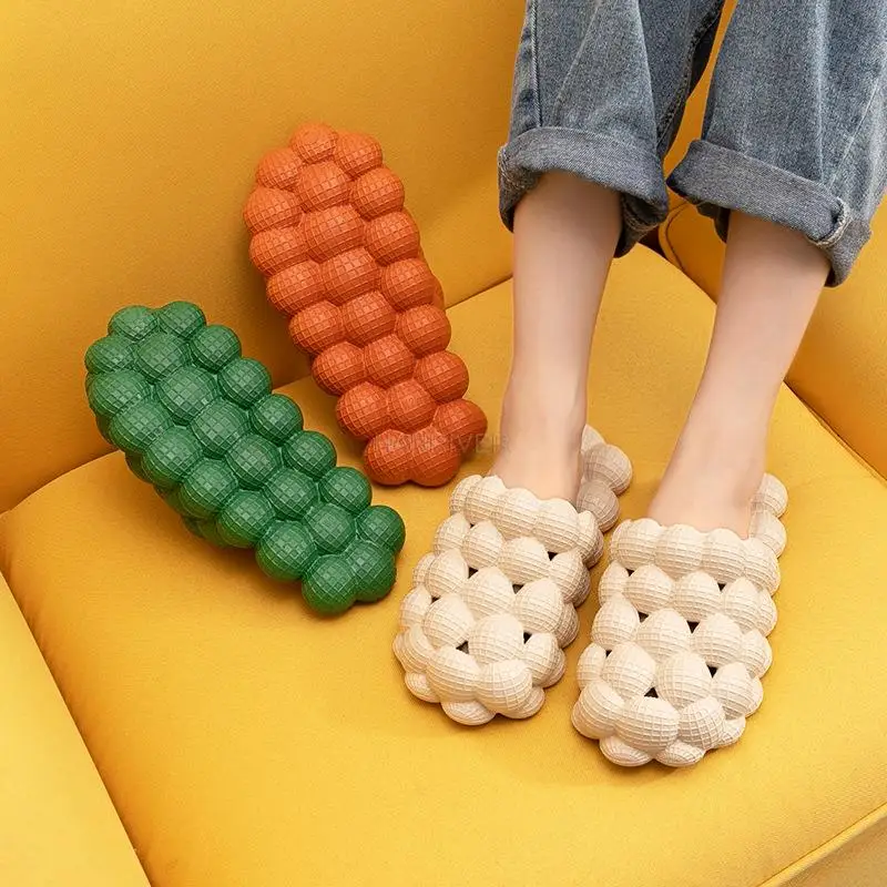 Slippers female summer bubble sandals and slippers fashion foot poop sense sandals home massage bottom slippers men