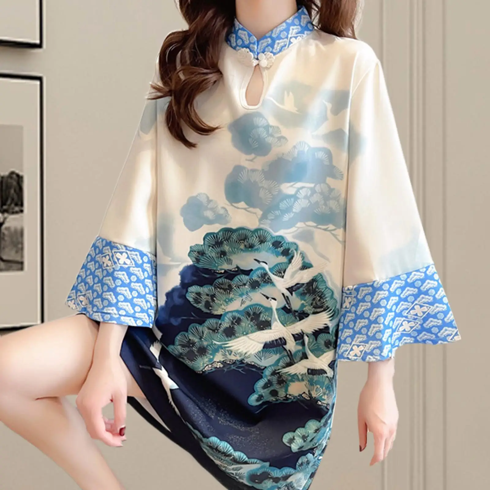 

Women Cheongsam Dress Breathable Trendy Bell Sleeve Chinese Qipao Dress for Evening Party Street Anniversary Daily Wear Shopping