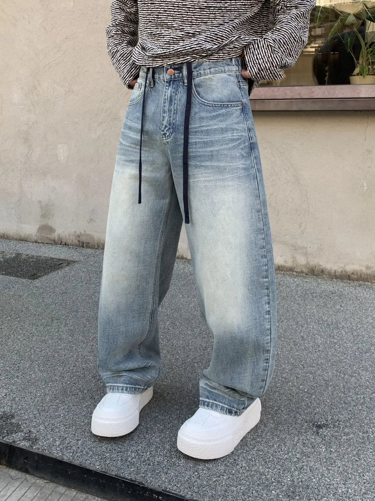 

Retro Waed American High Street Spring 2026 Men's Loose Straight Leg Micro Bent Knife Jeans Casual Comfortable Breathable