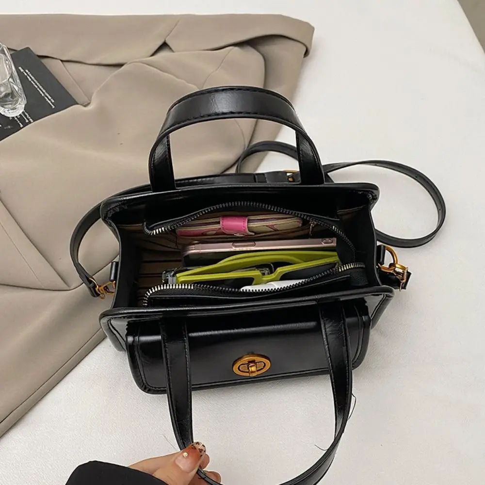 

Simple Korean Style PU Bowling Bag Handbag Solid Color Pocket Boston Tote Bag Minority Design French Style Underarm Bag Travel