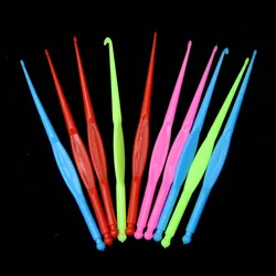 Colorful Plastic Crochet Hooks Rubber Band Bracelet Accessories DIY Loom Bands for Bracelets and Necklaces Weaving Tool Set