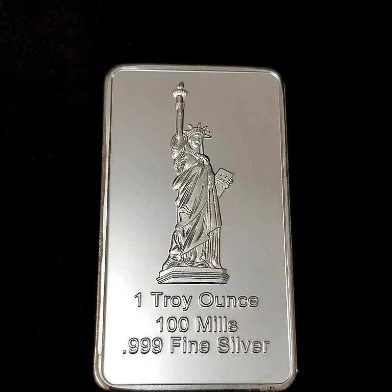 The Statue of Liberty Memorial in the United States, metal plated crafts, silver bricks, collection of old coins