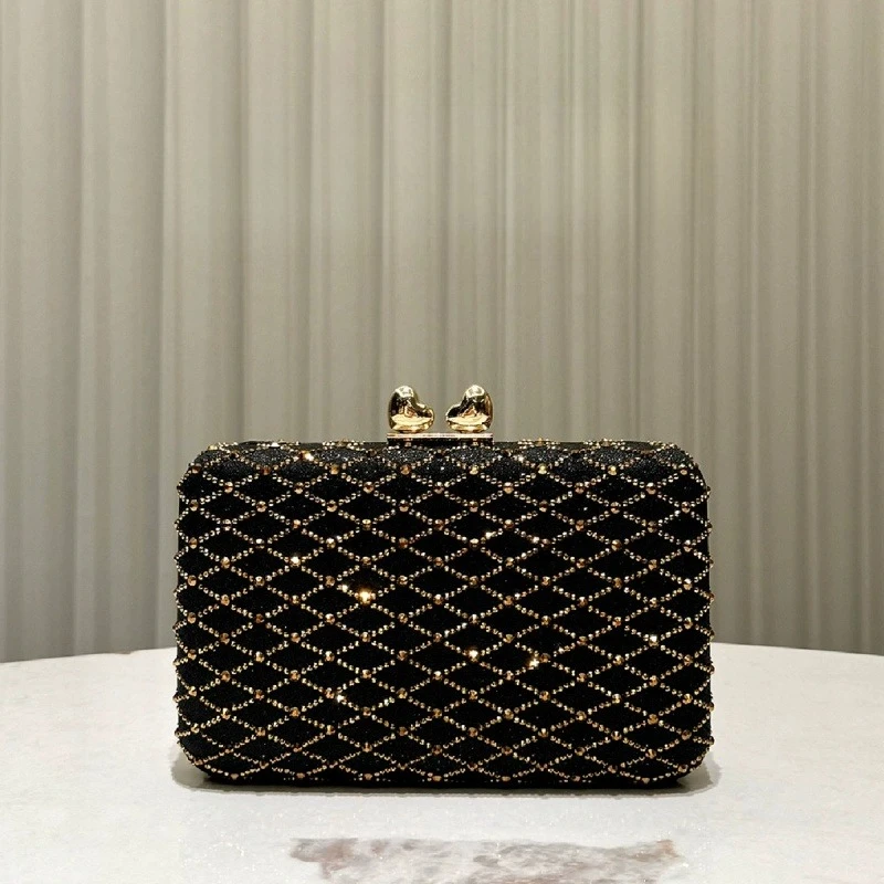 

Black Gold Rhinestone Embellished Clutch Purse Argyle Beadings Gold Frame Evening Bag Shiny Weddings Parties Hard Case Handbags