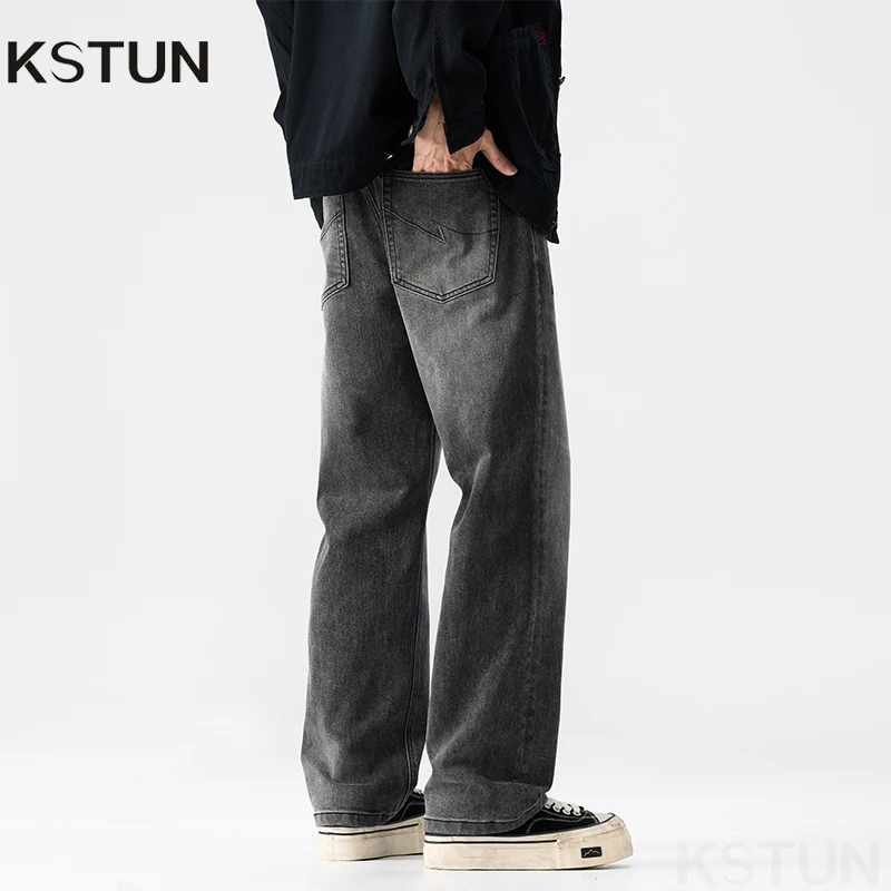 

KSTUN Широкие джинсы для мужчин Эластичные мешковатые брюки Уличная одежда Темно-серые свободные прямые модные карманы Дизайнер Americian Vintage