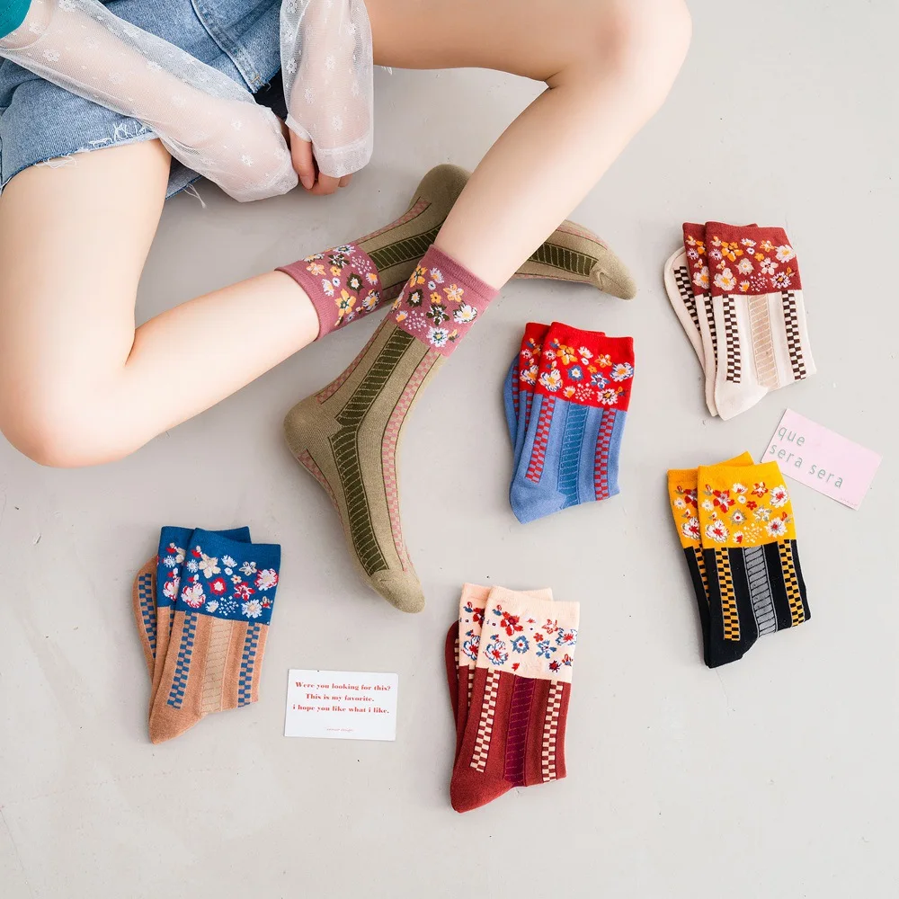 1Pair Cotton Casual Elegant Korea Harajuku Woman Floral Vintage Socks Breathable Ladies Girls Classic Ethnic Cute Sox Autumn