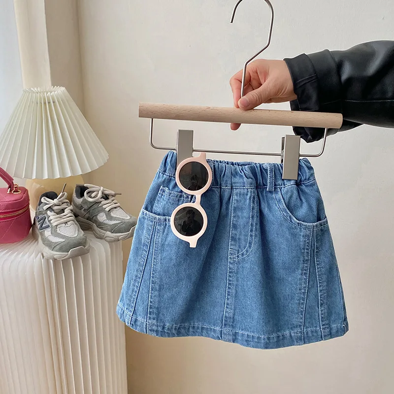 Jupe courte en denim pour filles, robe d'été pour bébé, demi-jupe, mince, style coréen, petits enfants, style étranger, une étape