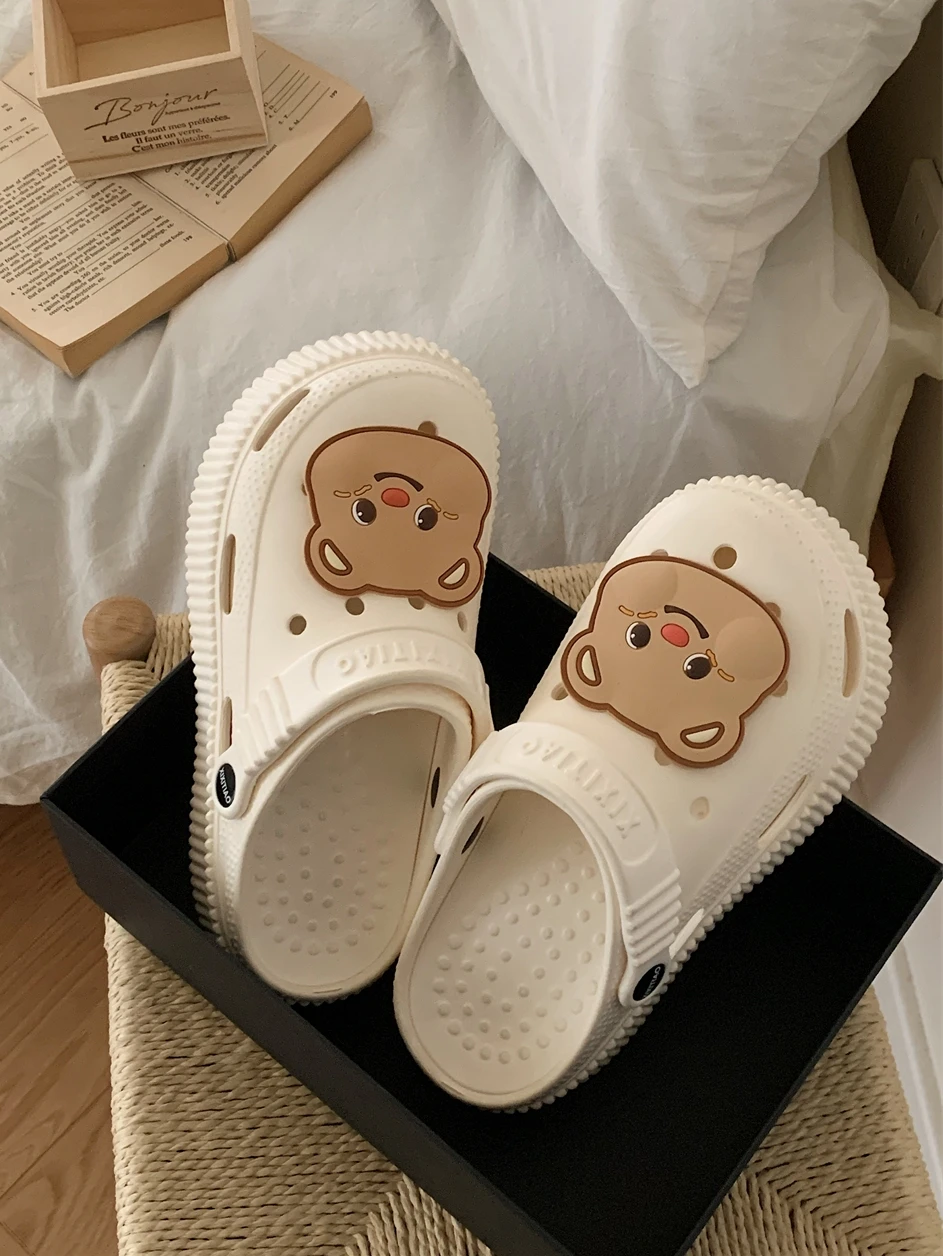 

Women Garden Shoes Sandals Summer Slippers Soft And Cute Little Bear Hole Shoes Thick Soles Fashionable Beach Shoes For Women