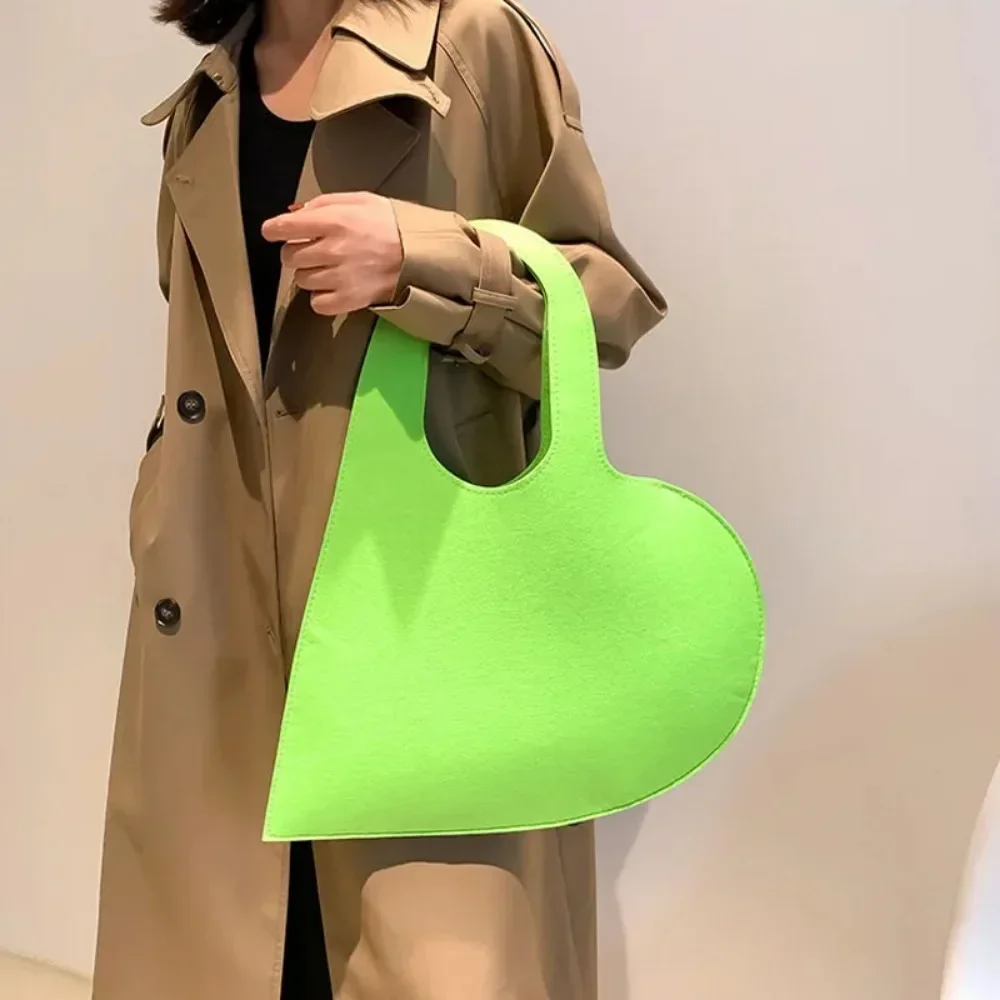 2023 New Solid Color Heart Handbag Women Top-handle Bag Shopping Tote Shoulder Bag Trendy New Crossbody Bag Purse