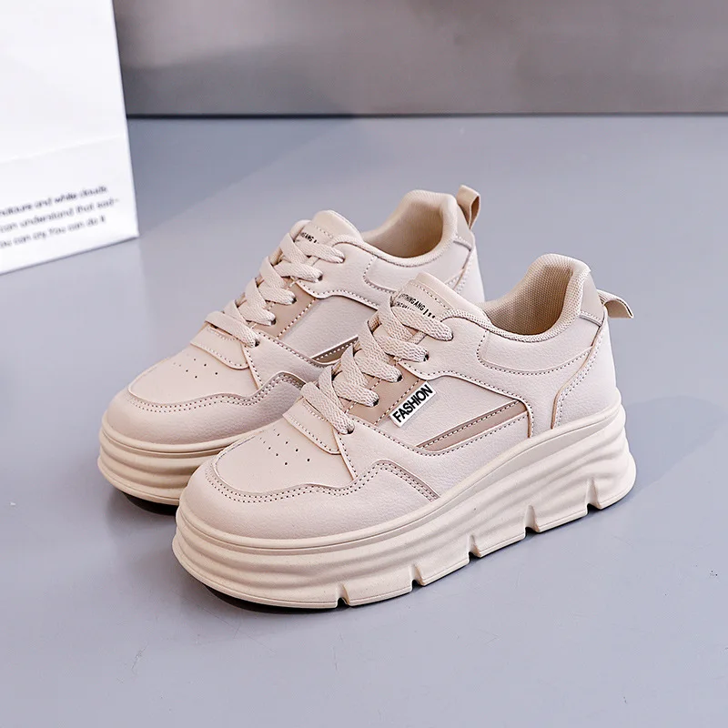 

Little White Shoes 2025 Women's Autumn Soft-Sole Versatile Thick-Soled Casual Sneakers Popular Fashion Footwear