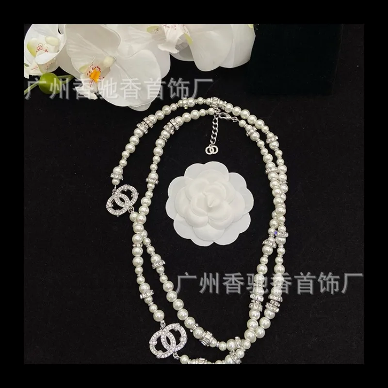 

Xiaoxiang's New Pearl Sweater Chain Temperament Versatile Silver Diamond-encrusted Long Necklace Female Explosion