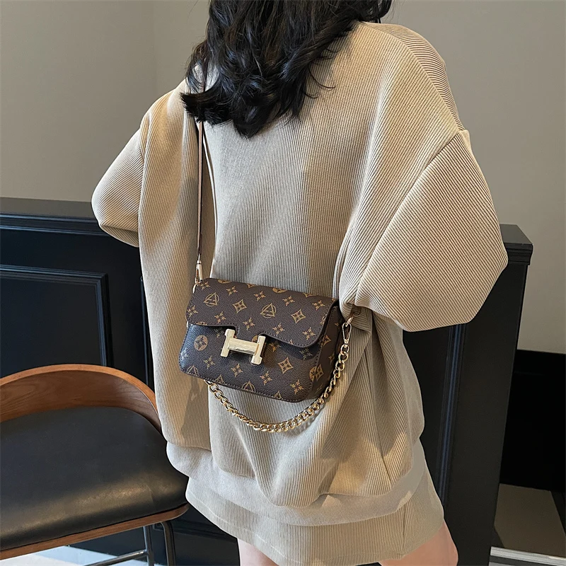 

Роскошная брендовая классическая элегантная женская сумка из кожи - сумка через плечо в стиле известного дизайнера премиум-класса