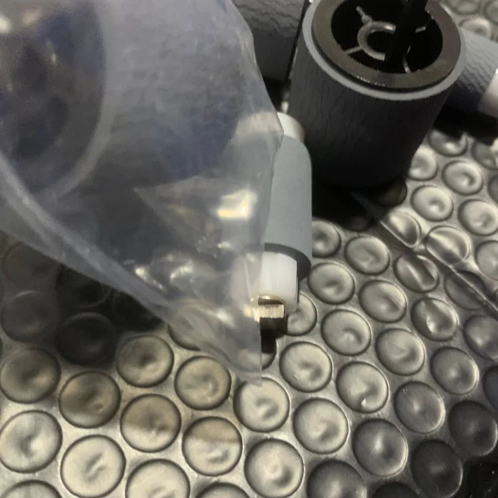 

JC90-01032A JC90-01107A JC93-00310A JC73-00340A Разделительный ролик захвата для Samsung M3320 M3325 M3370 M3375 M3820 M3825 M3826