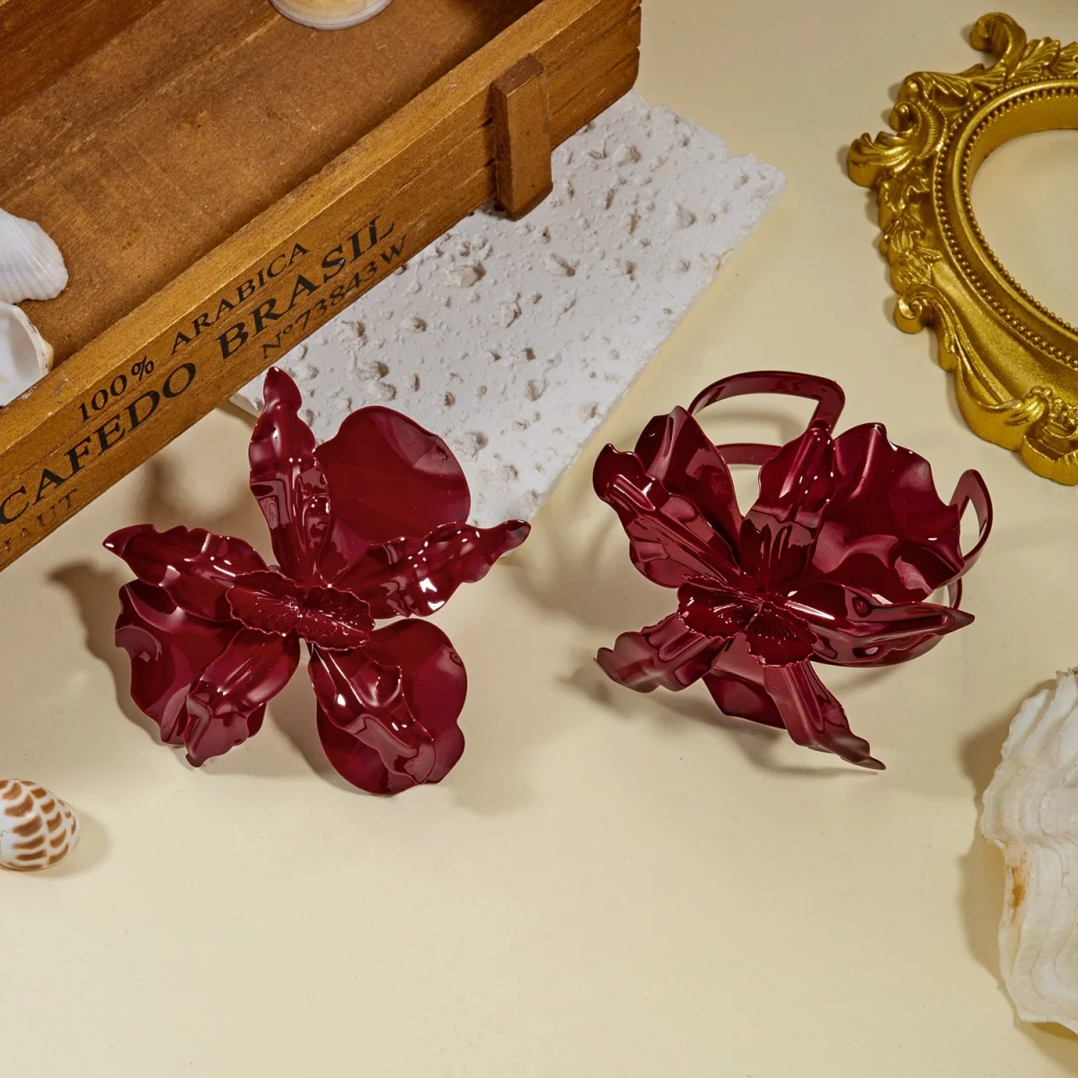 Übertrieben rotes, unregelmäßiges Blütenblatt-Armband-Ring-Set für Damen und Herren, Vintage, elegant, floral, modisch, Sommer-Schmuckset – Detail 16