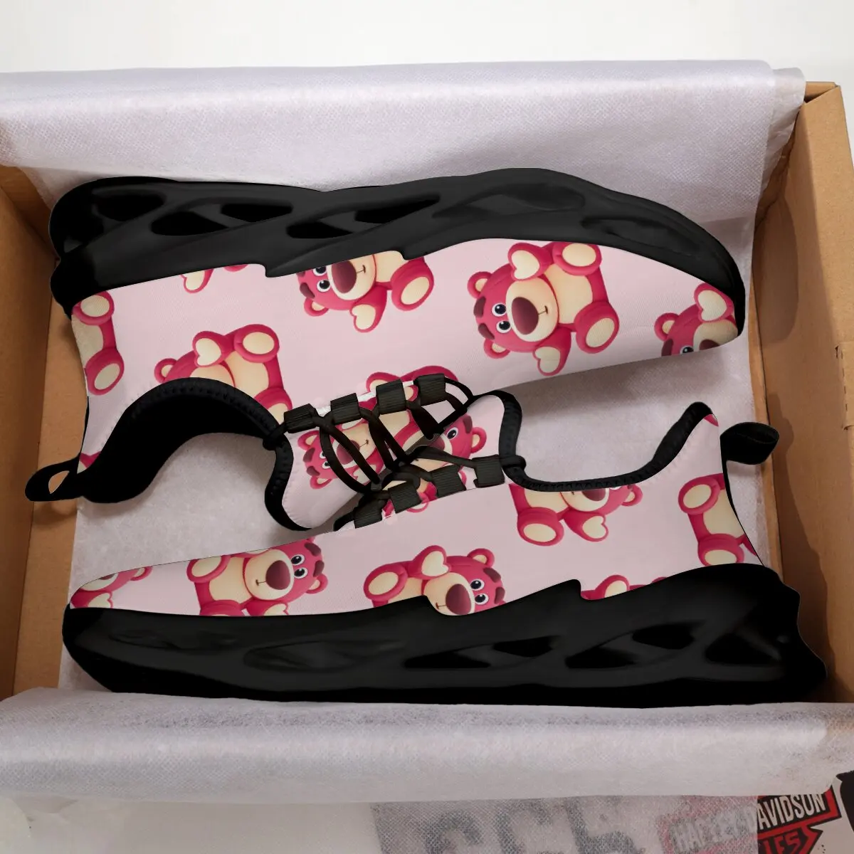 

Low-top Casual Sports Shoes with Cartoon Disney Strawberry Bear Pattern Design Cute Woven Breathable Parent-child Flat Shoes