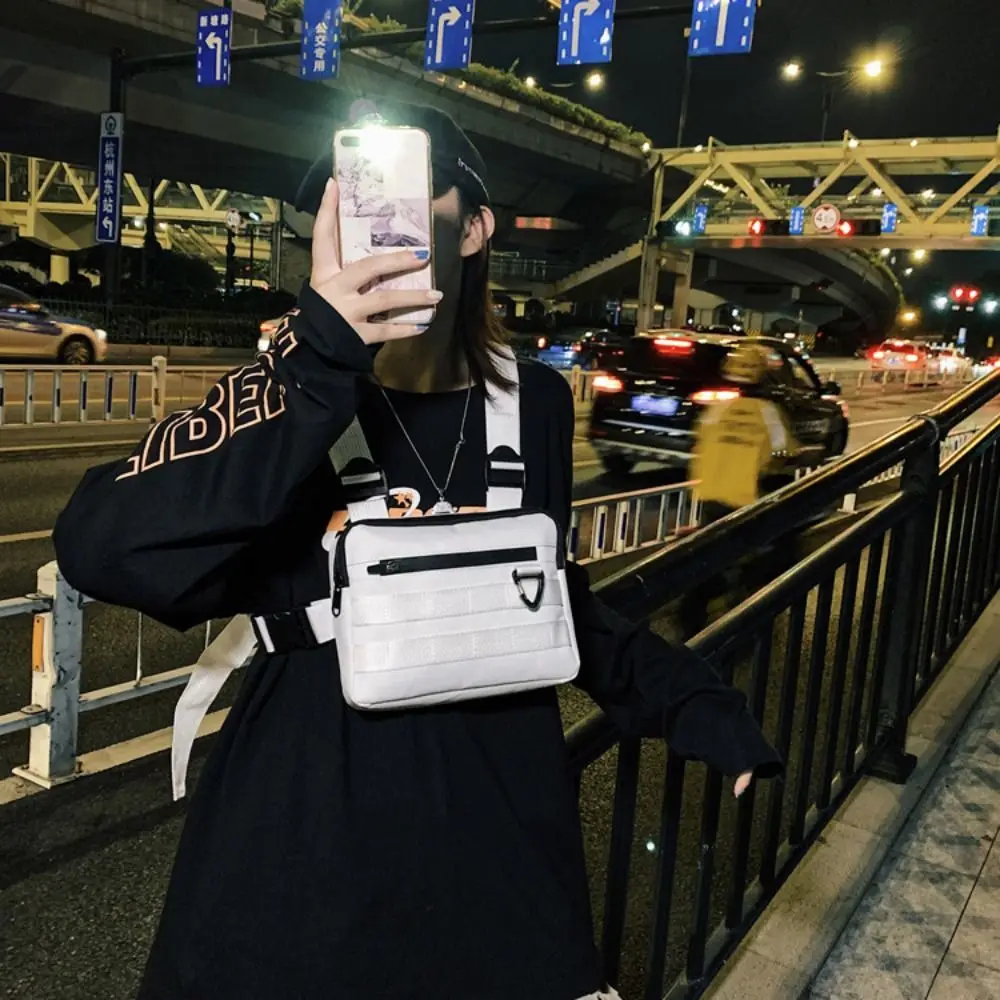 Chest Pocket Chest Front Pack Multi-functional Water Resistant Sports Vest Bag Streetwear Reflective Running Vest Bag Hiking