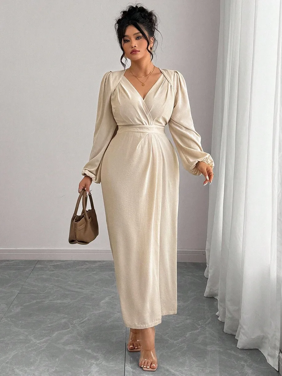 

Elegant Plus Size V-Neck Long Sleeve Maxi Dress with Elastic Waist and Ruffle Hem