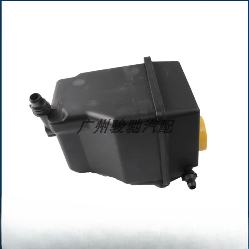 Applicable to BMW X5 water tank auxiliary water pot E53 return kettle 4.4 cooling water tank 4.8 pay kettle, coolant kettle